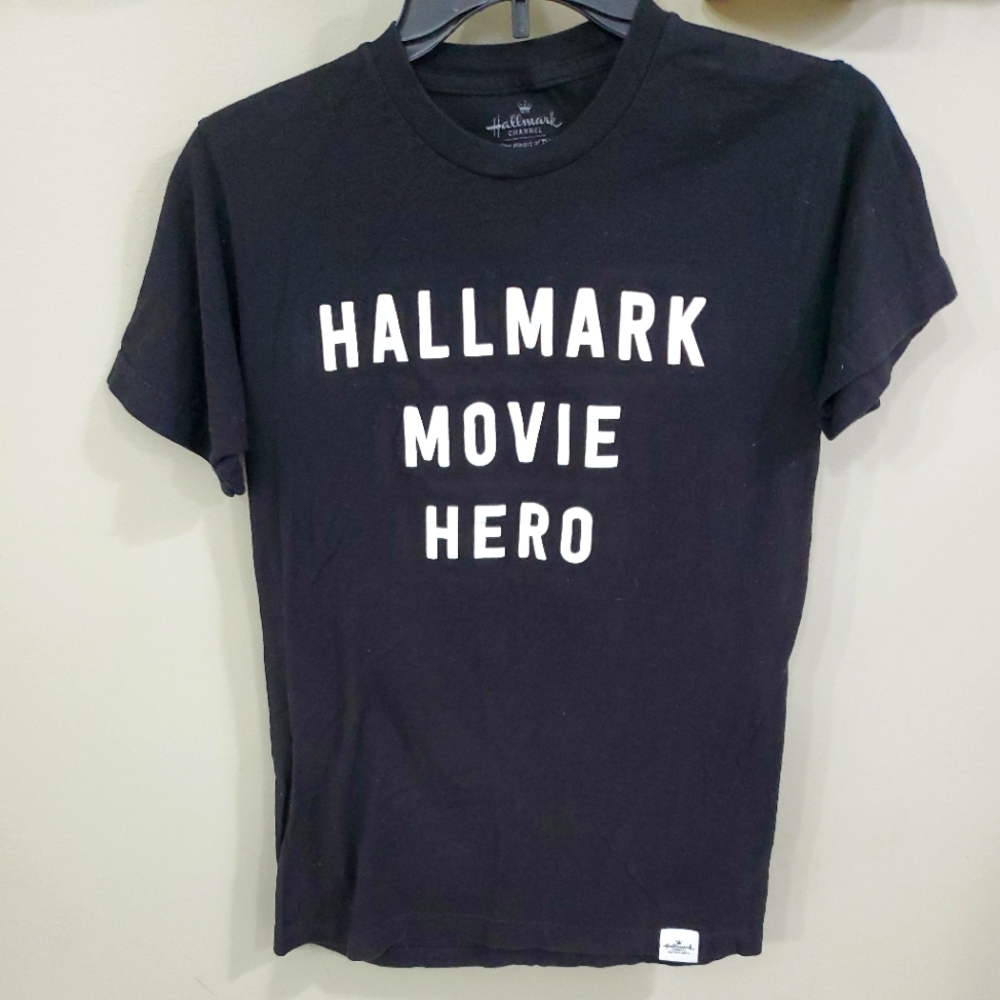 Hallmark vintage tshirt